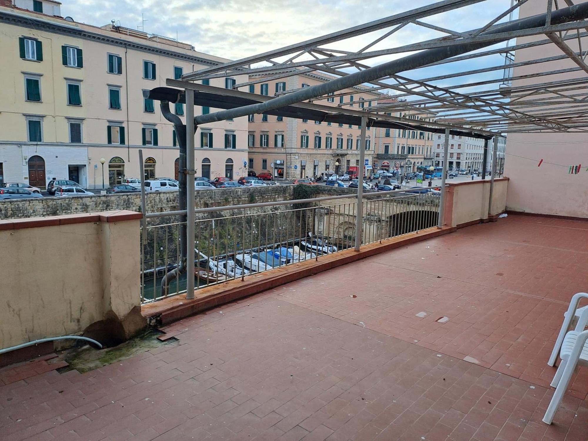 Giappone Inn Flat Livorno Eksteriør billede